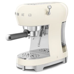 smeg-cafetera-ecf02creu-espresso-crema-10