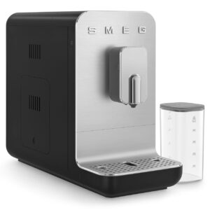 smeg-cafetera-espresso-automatica-bcc13blmeu-sistema-leche-negro-collezione-14-l-19-bar-7