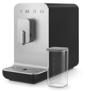 smeg-cafetera-espresso-automatica-bcc13blmeu-sistema-leche-negro-collezione-14-l-19-bar-8